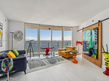 1750 N Bayshore Dr