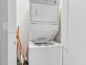 435 NE 69th St, Miami FL 33138