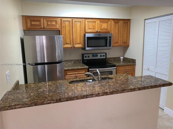 1269 SW 46th Ave 2401, Pompano Beach FL 33069