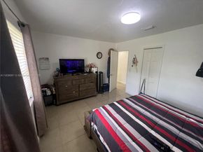 1190 NW 135th St, North Miami FL 33168