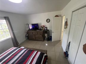1190 NW 135th St, North Miami FL 33168