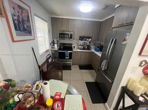 1190 NW 135th St, North Miami FL 33168