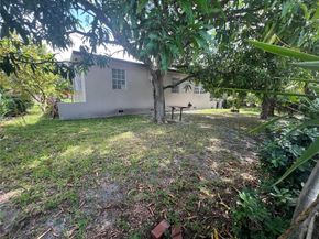 1190 NW 135th St, North Miami FL 33168
