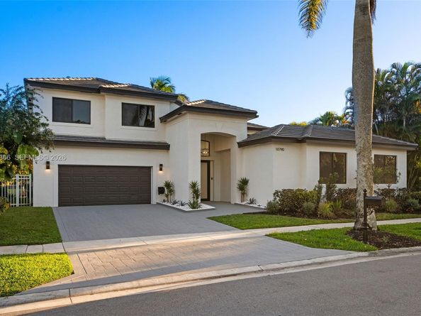 10790 Haydn Dr, Boca Raton FL 33498
