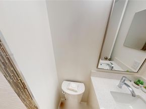 8846 W Mcnab Rd 106, Tamarac FL 33321
