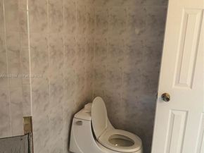 9421 Fontainebleau Blvd 20435, Miami FL 33172