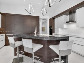 6860 Queenferry Cir, Boca Raton FL 33496