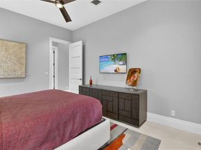 6860 Queenferry Cir, Boca Raton FL 33496