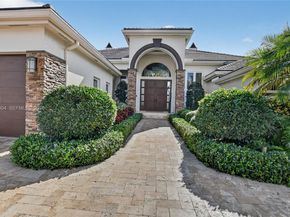 6860 Queenferry Cir, Boca Raton FL 33496