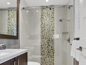 6860 Queenferry Cir, Boca Raton FL 33496