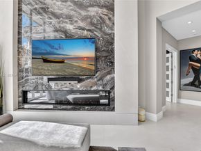 6860 Queenferry Cir, Boca Raton FL 33496