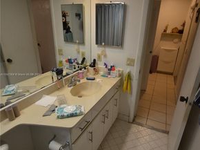 Undisclosed Address #A11642304, Miami FL 33185