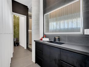 11 Century Ln, Miami Beach FL 33139