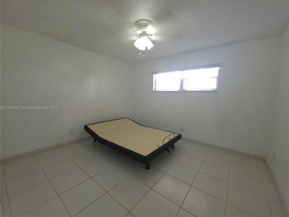 8940 S Hollybrook Blvd 109, Pembroke Pines FL 33025