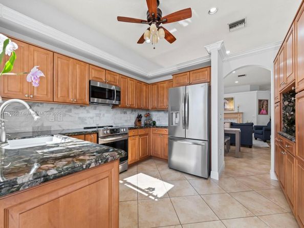 14683 SW 132nd Ave, Miami FL 33186