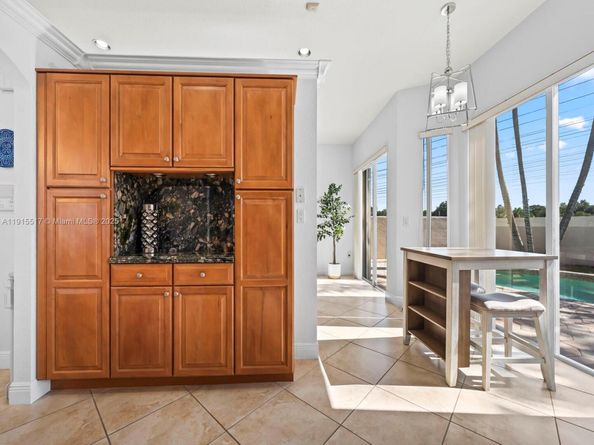 14683 SW 132nd Ave, Miami FL 33186