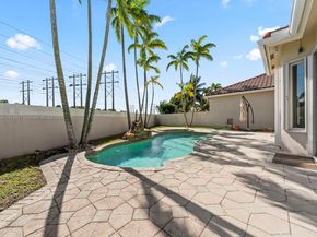 14683 SW 132nd Ave, Miami FL 33186