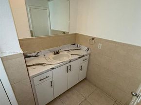 13700 NE 6th Ave 201, North Miami FL 33161