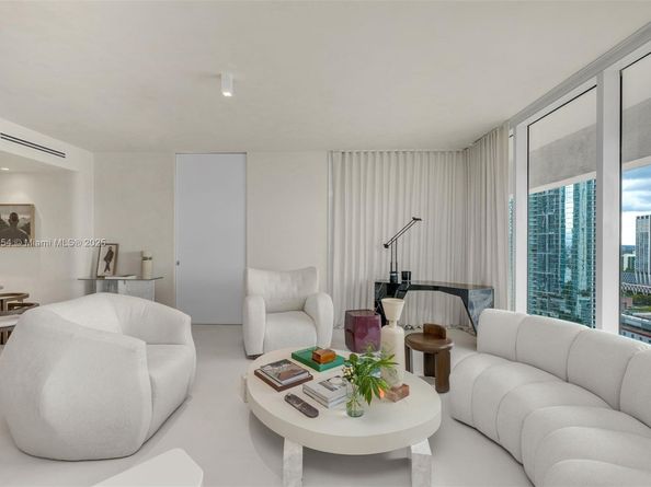 1040 Biscayne Blvd 3007, Miami FL 33132