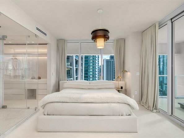 1040 Biscayne Blvd 3007, Miami FL 33132