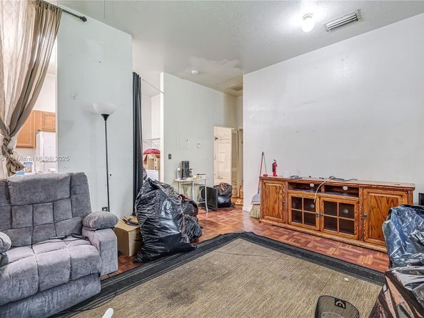 6960 NW 4th Ave 3, Miami FL 33150