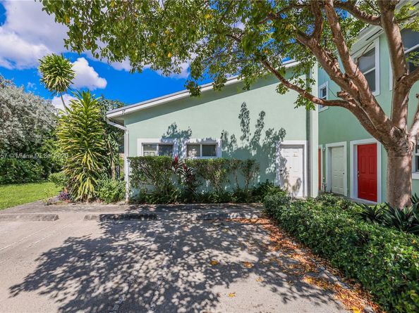 6960 NW 4th Ave 3, Miami FL 33150