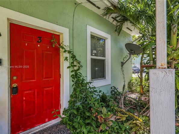 6960 NW 4th Ave 3, Miami FL 33150