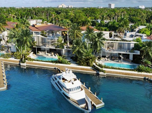 7105 NE 10 Ave, Miami FL 33138