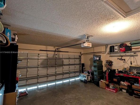 7683 NW 19th St, Pembroke Pines FL 33024