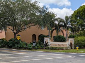 7683 NW 19th St, Pembroke Pines FL 33024