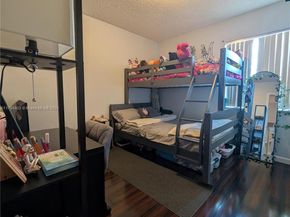 7683 NW 19th St, Pembroke Pines FL 33024