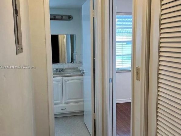 3600 Jackson St 8, Hollywood FL 33021