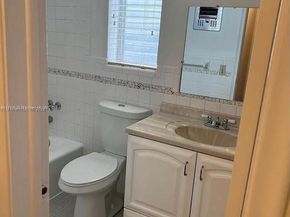 3600 Jackson St 8, Hollywood FL 33021