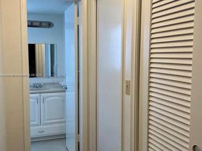 3600 Jackson St 8, Hollywood FL 33021