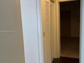 3600 Jackson St 8, Hollywood FL 33021