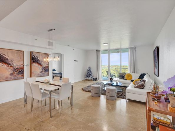 14951 Royal Oaks Ln 1704, North Miami FL 33181