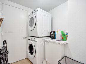 14951 Royal Oaks Ln 1704, North Miami FL 33181