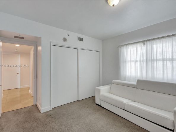 14951 Royal Oaks Ln 1704, North Miami FL 33181