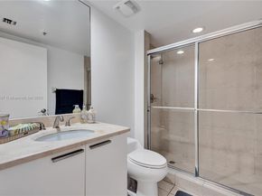 14951 Royal Oaks Ln 1704, North Miami FL 33181