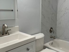 8701 SW 141st St G7, Palmetto Bay FL 33176