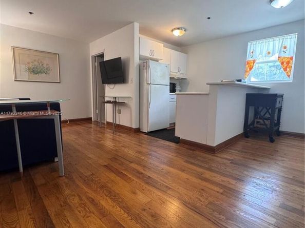 361 Collins Ave A2, Miami Beach FL 33139