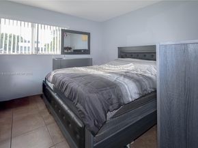 1968 NW 4th Ct 323, Miami FL 33136