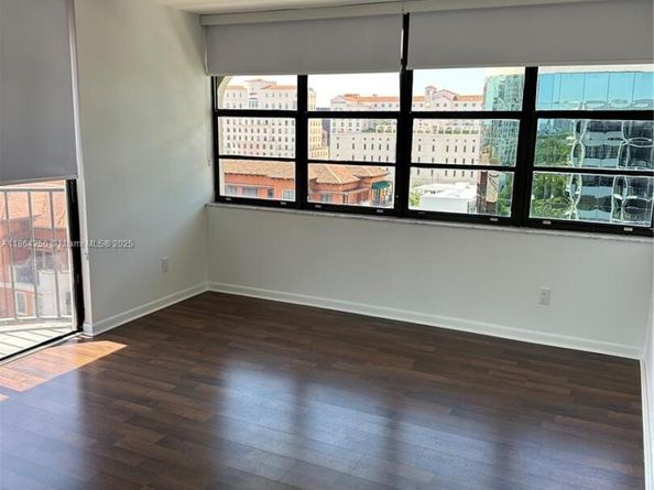 66 Valencia Ave PH1C, Coral Gables FL 33134
