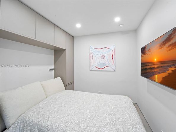 2301 Collins Ave 1005, Miami Beach FL 33139