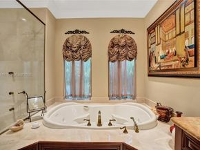 730 Leigh Palm Ave, Plantation FL 33324