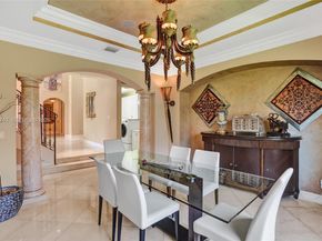 730 Leigh Palm Ave, Plantation FL 33324