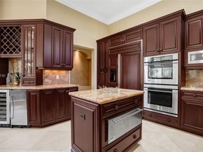 730 Leigh Palm Ave, Plantation FL 33324
