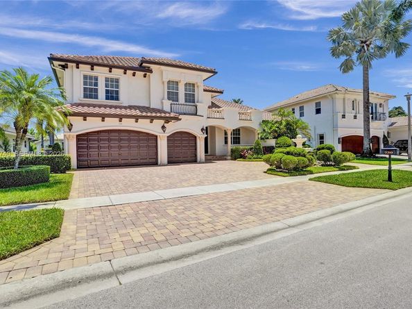 730 Leigh Palm Ave, Plantation FL 33324
