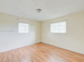 2900 N 73rd Ave, Hollywood FL 33024