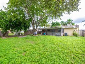 2900 N 73rd Ave, Hollywood FL 33024